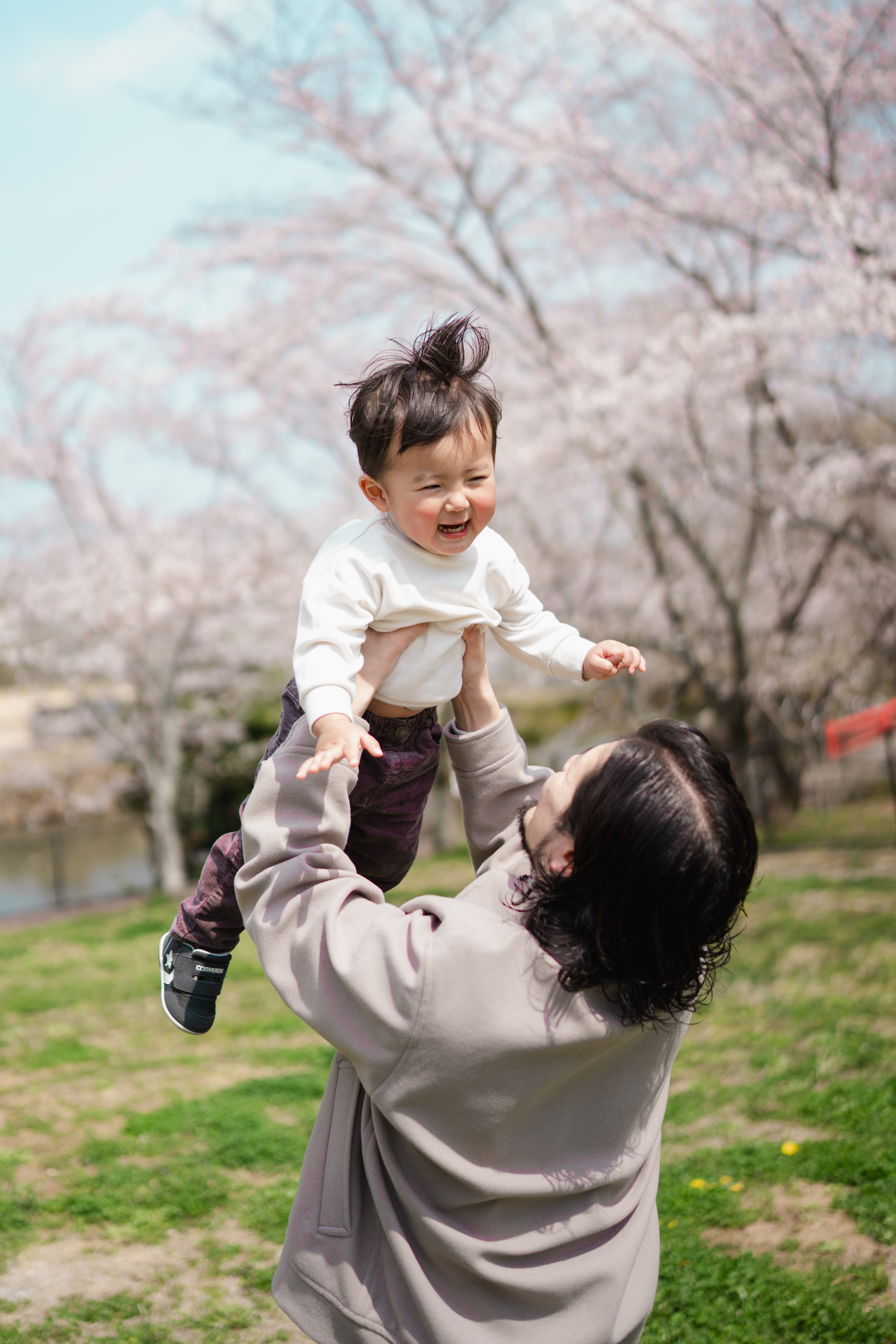 家族の自然な笑顔を切り取る撮影イメージ