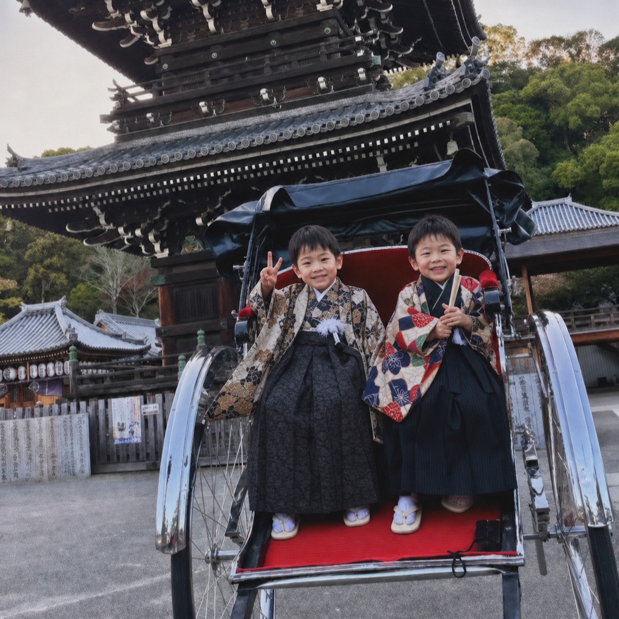 水間寺で七五三のお参りをしたあとに人力車と一緒に家族写真を残すイメージ